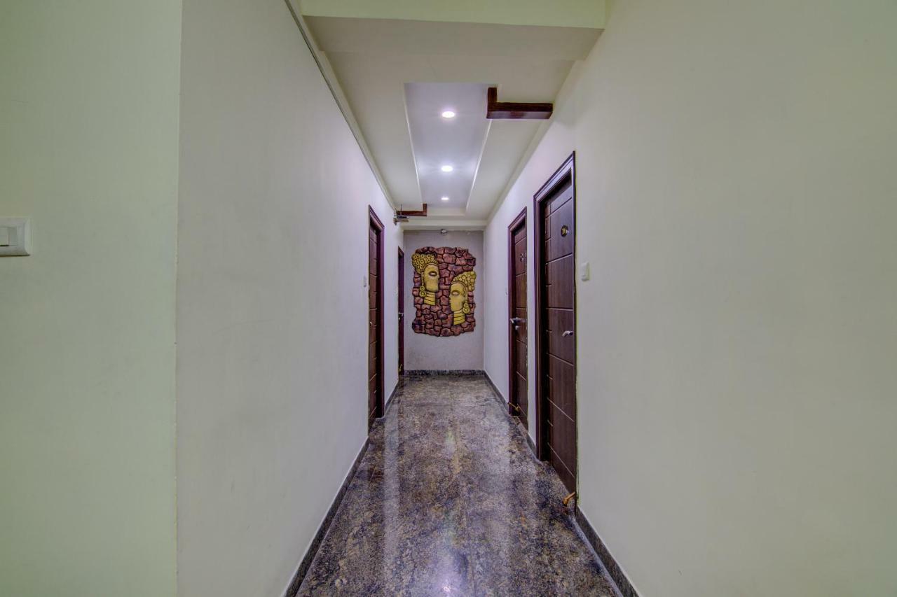 Oyo 14178 Hotel Sea City Visakhapatnam Ngoại thất bức ảnh